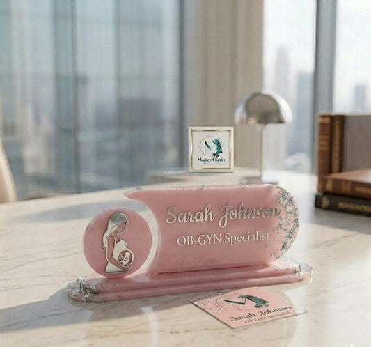 لافته مكتب ريزن مخصصة بالاسم والشعار والمسمى الوظيفي ✨